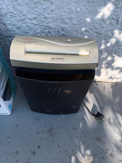 VIGORHOOD Strip Cut Shredder