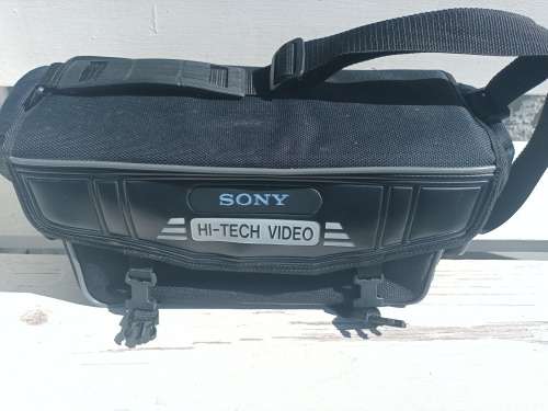 VINTAGE Sony Handycam Video 8 Tape Video Camera Sony CCD FX-270 Camcorder Black Rare