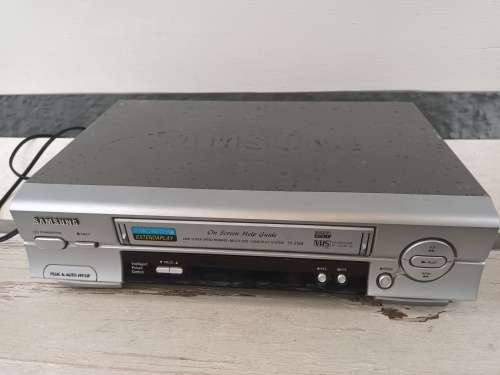 SAMSUNG SV 2261 VHS/VCR VIDEO PLAYER RECORDER