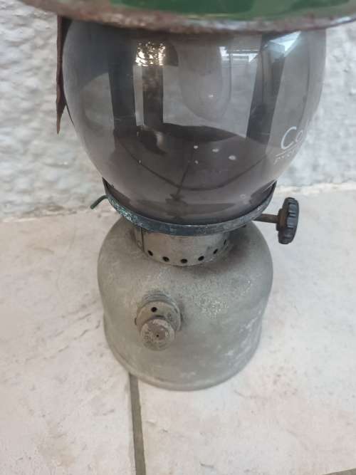 VINTAGE COLEMAN 249-299 Kerosene Lantern