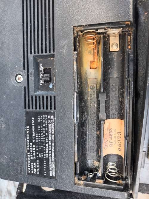 Vintage National Panasonic GX 833 Portable Radio