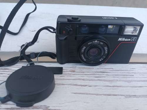 Nikon L35AF 35mm Point and Shoot Film Camera