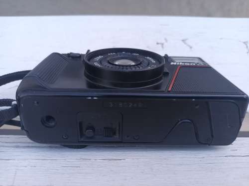 Nikon L35AF 35mm Point and Shoot Film Camera