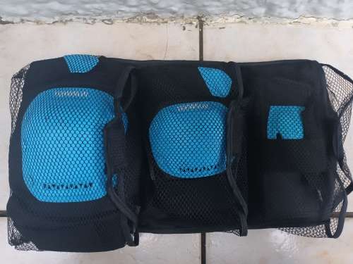 TAHWALHI 3 Piece Protective/ Safety Pads / Blue (MEDIUM)