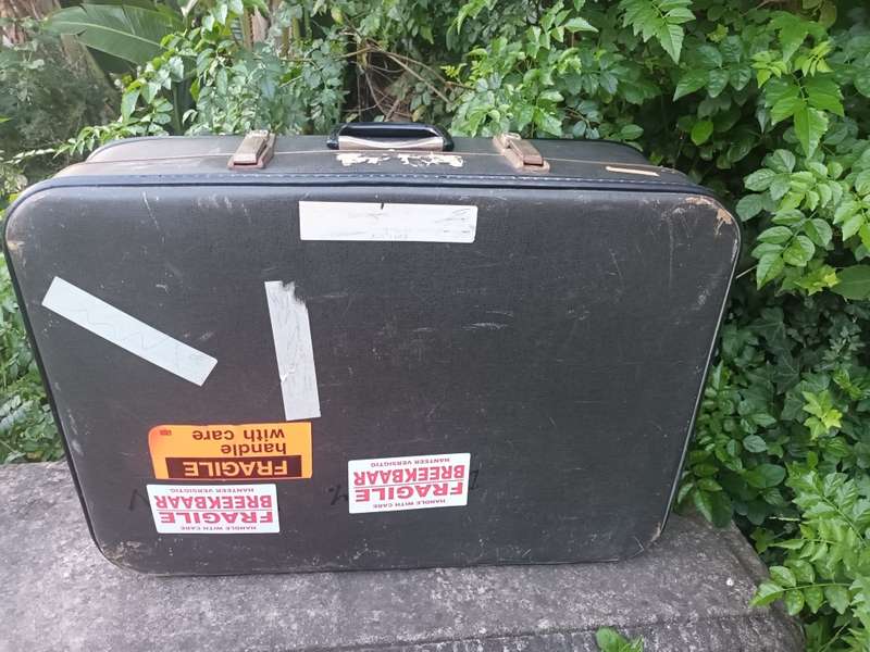 VINTAGE Cheney England Suitcase