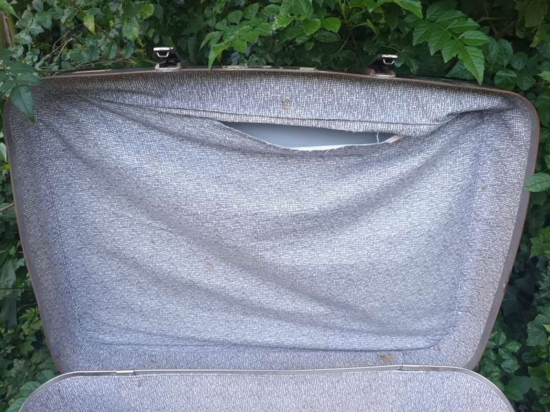 VINTAGE Cheney England Suitcase