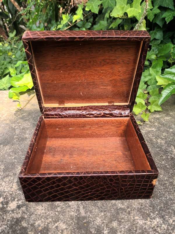 VINTAGE Swiss Made Embossed Crocodile Trinket Box No. 1201