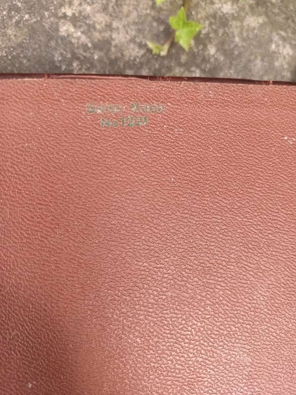 VINTAGE Swiss Made Embossed Crocodile Trinket Box No. 1201