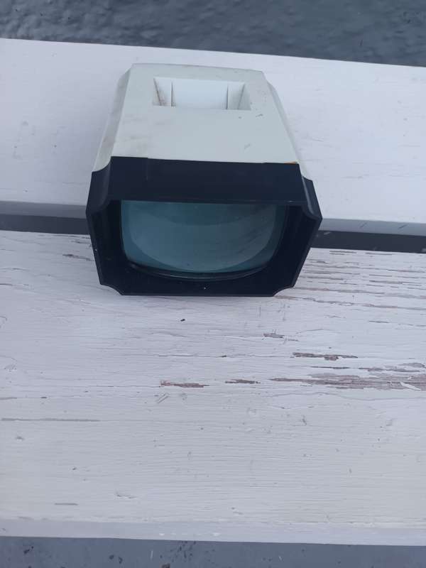 VINTAGE Halina Paramount Slide Viewer
