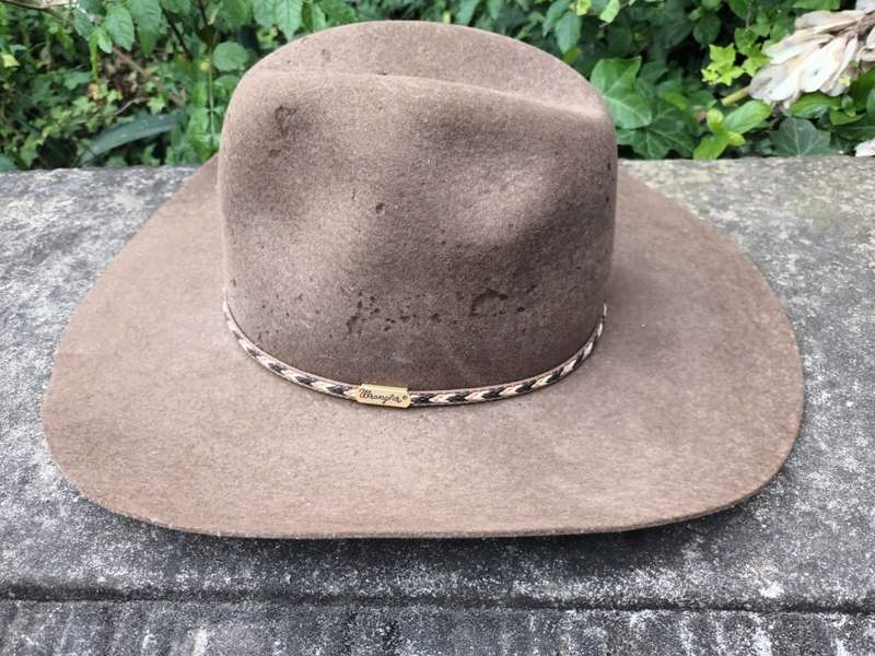 VINTAGE USA made WRANGLER Cowboy Hat BEAVER 6X Black 7-1/8