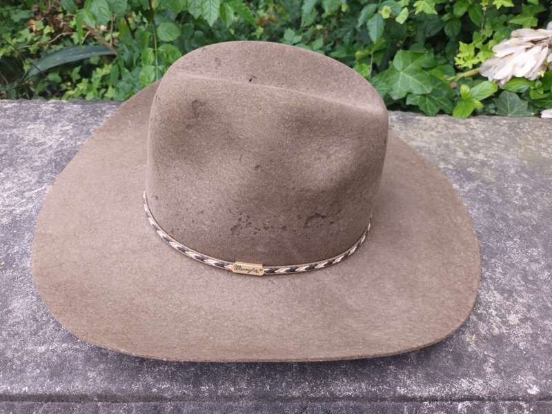 VINTAGE USA made WRANGLER Cowboy Hat BEAVER 6X Black 7-1/8