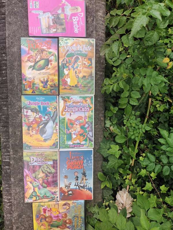 VINTAGE VHS Cassettes × 8