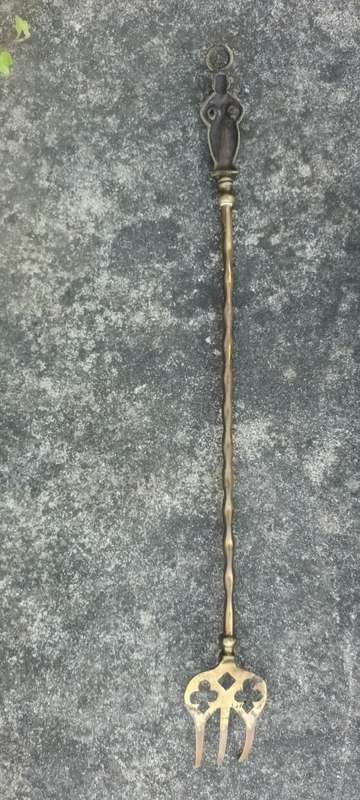 VINTAGE Brass Toasting Forks × 2