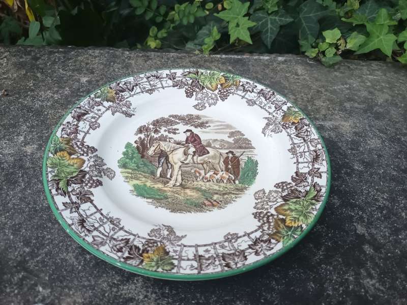 VINTAGE Beautiful Copeland Spode Byron Green Trim Plate