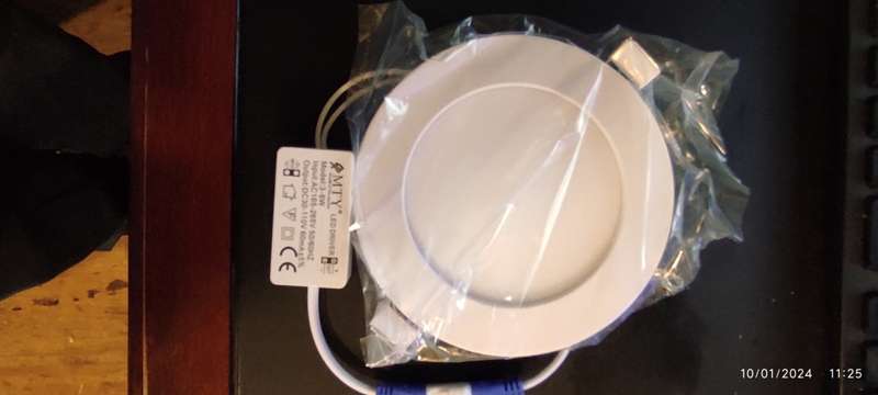 MTY 6W Round Panel light 220V Complete with Fittings and Driver price for 4  (9cm diameter)