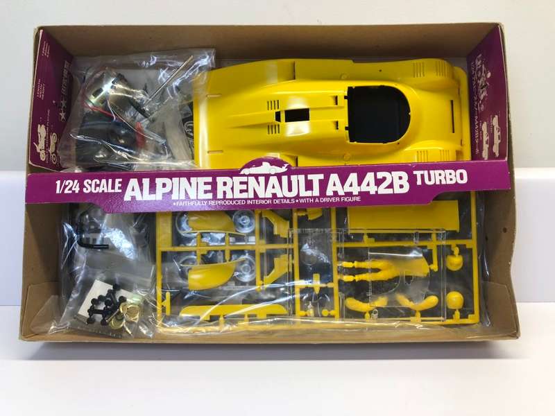 RARE VINTAGE TAMIYA ALPINE RENAULT A442B MODEL KIT 1/24 SS2411 MOTORIZED with DRIVER
