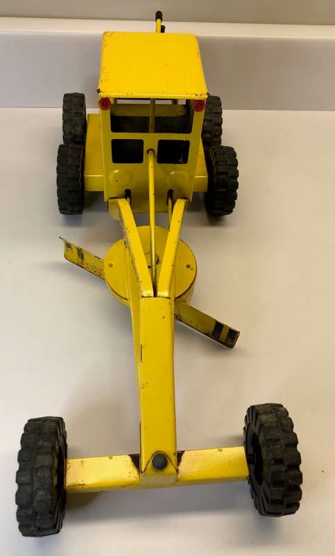 TONKA ROAD GRADER VINTAGE 1960's