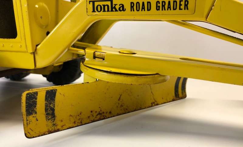 TONKA ROAD GRADER VINTAGE 1960's