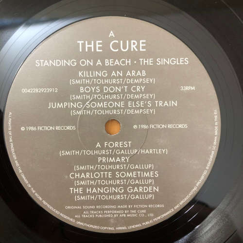 THE CURE - STADING ON A BEACH THE SINGLES . LP Vinyl . GATEFOLD IMPORT REMASTERED . MINT played ONCE