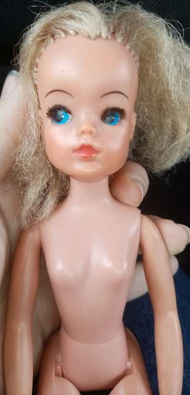Vintage Cindy doll