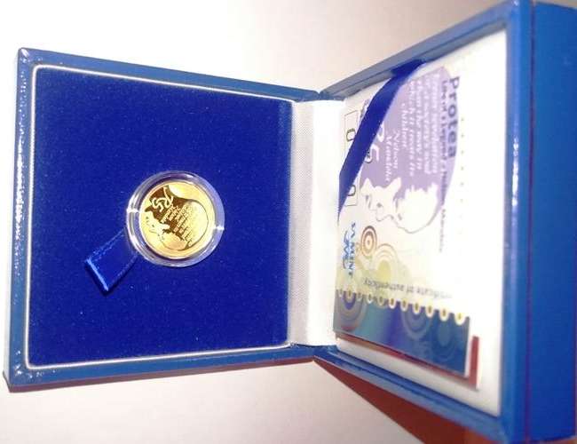 LIFE OF A LEGEND - NELSON MANDELA 2013 - 1/10 PROOF GOLD COIN