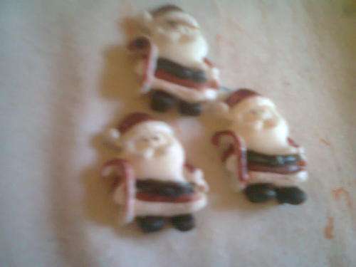 Icing images for cake decorations