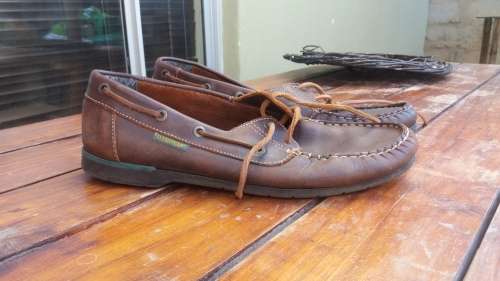 Authentic Leather Dakota shoes - Size 9 Very good condition