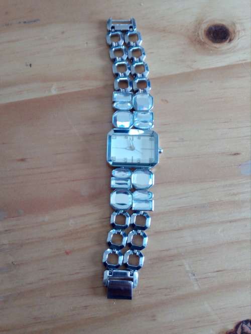 MINX. Ladies watch Very Beautiful Crystal Decorated - a Very Nice Watch