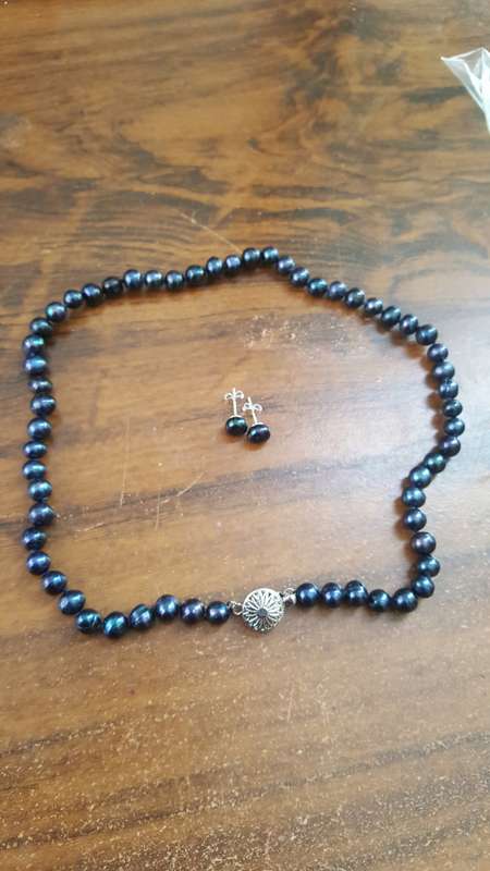 7-8 mm Black Peacock Cultured Pearl Necklace and Earings 43cm Long - Very Beautiful and Heavy