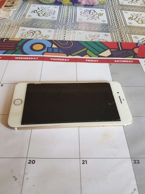 Apple Iphone 7PLUS 32 GB Unlocked /  2010 Macbook Air 11 - Sell As IS BARGAIN!!!!!!!!!!!