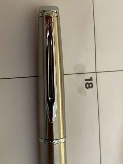 Waterman Hemisphere Fountain Pen Medium Nib - Chrome satin Brush Finish