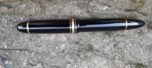 Montblanc Meisterstuck 149 Fountain Pen 18K Medium Nib - Early 1991 Model Authentic