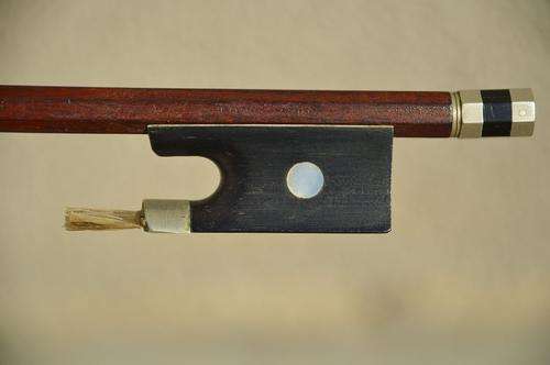 Full Size violin Bow stamped Louis Bazin - Good Pernambuco
