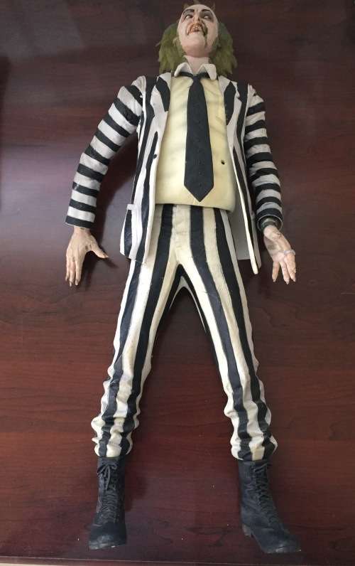 BEETLEJUICE figurine 18 inch