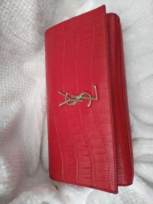 YVES SAINT LAURENT Red Croc Embossed Leather Kate Clutch Bag