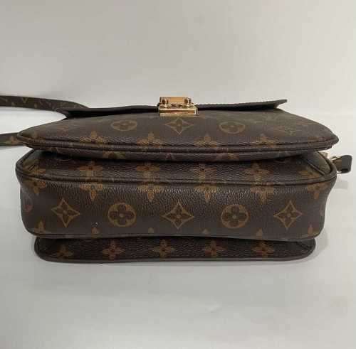 Louis Vuitton Metis Pochette