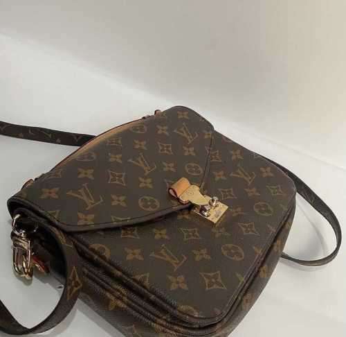 Louis Vuitton Metis Pochette
