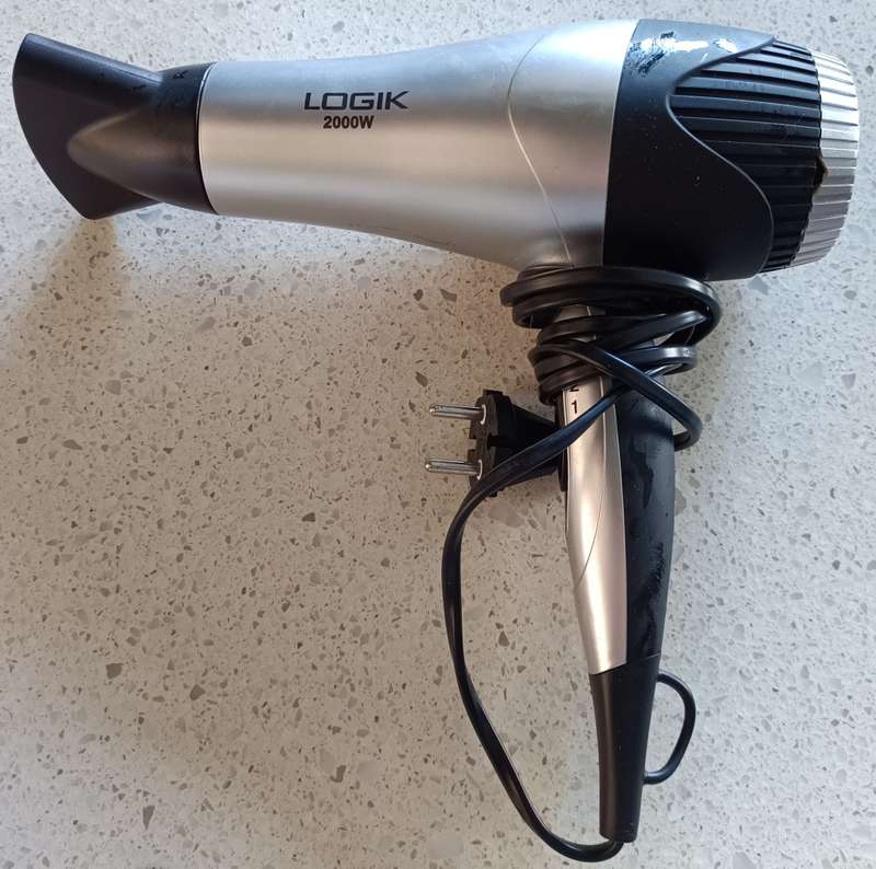 LOGIK 2000W Hairdryer