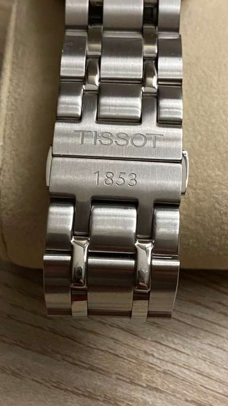 ***TISSOT COUTURIER SECRET DATE T035446A SSTEEL***