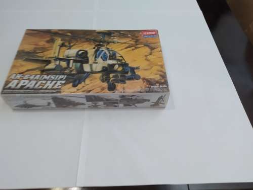 AH-64A Apache - Model - Helicopter - Scale 1/48