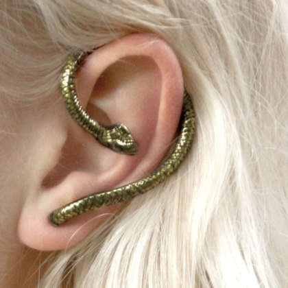 Snake wrap around earring / ear cuff