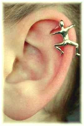 Climbing man ear cuff Gold