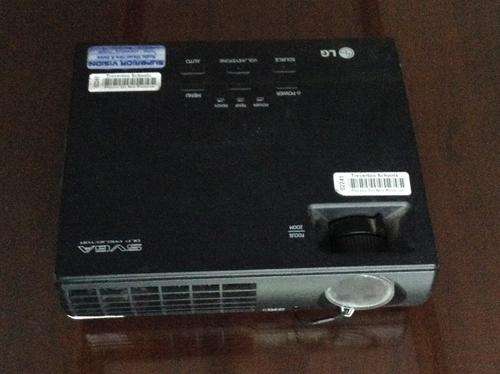 LG projector, please read details