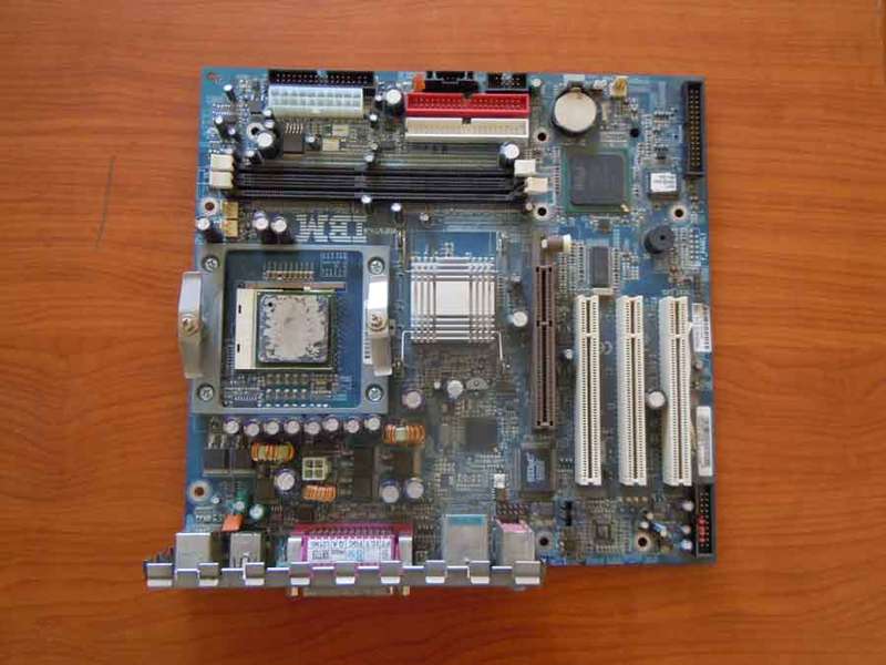 2 X Pentium 4 Motherboards - SEE DETAILS