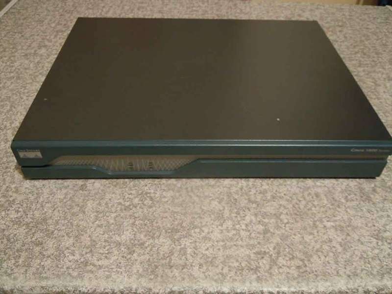 CISCO ROUTER 1841