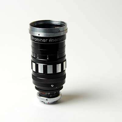 Anamorphic lens