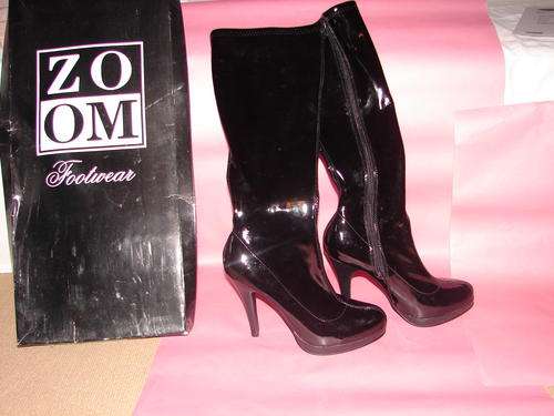 SEXY BOOTS . ZOOM FOOTWEAR. NEVER WORN. STILL IN BOX.SIZE UK 5.