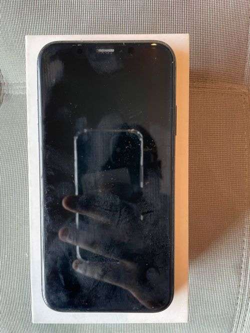 Apple iPhone XR