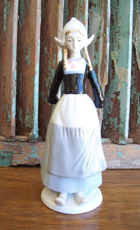 Dutch Girl Figurine