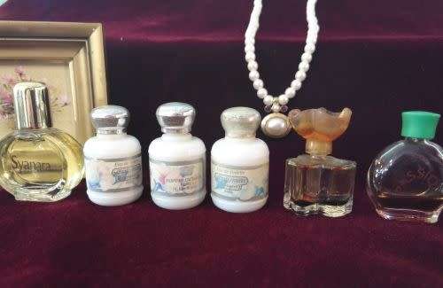 6 x Mini Vintage Bottles